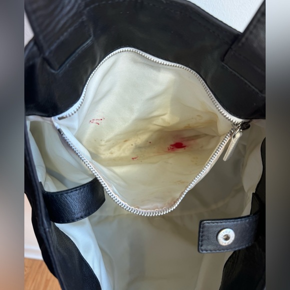 RARE VINTAGE Prada Nylon Tote with Leather Handle - Picture 7 of 9